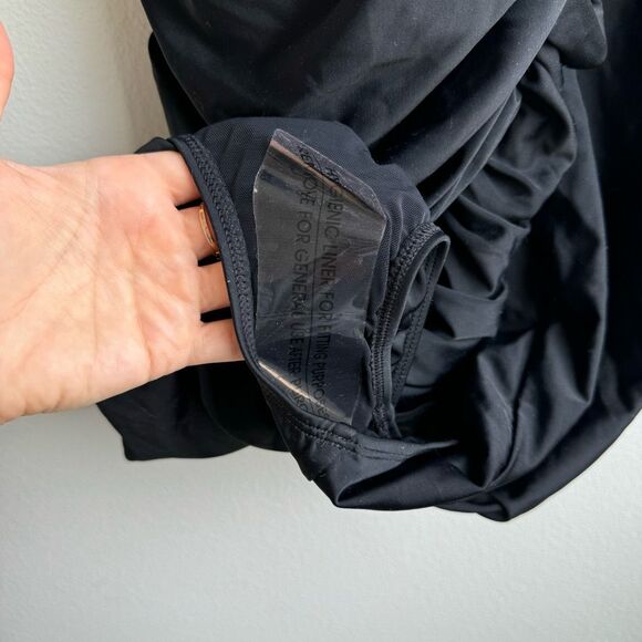 NWT Torrid Black Slim Fix Wireless Lattice Front One Piece Swimsuit Size 6/6X/30 - Picture 7 of 8